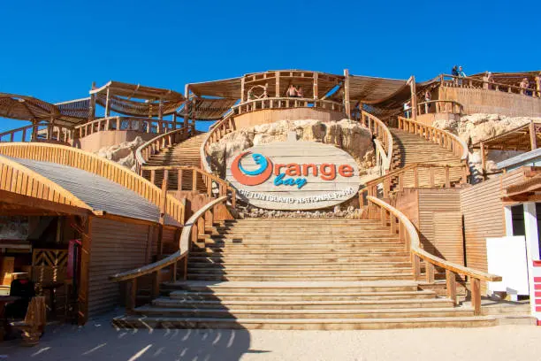 tempsistockphoto-2195352216-612x612